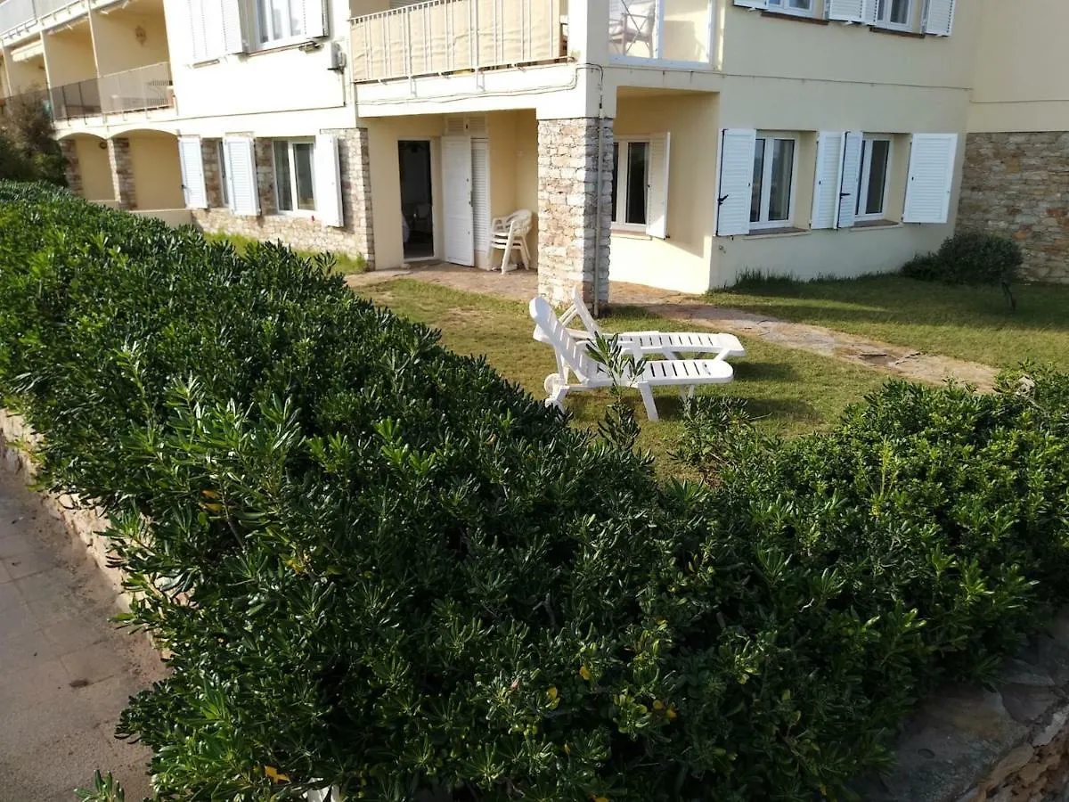 Sea Front Apartment In Platja Pals With Terrace And Parking 0*,  西班牙